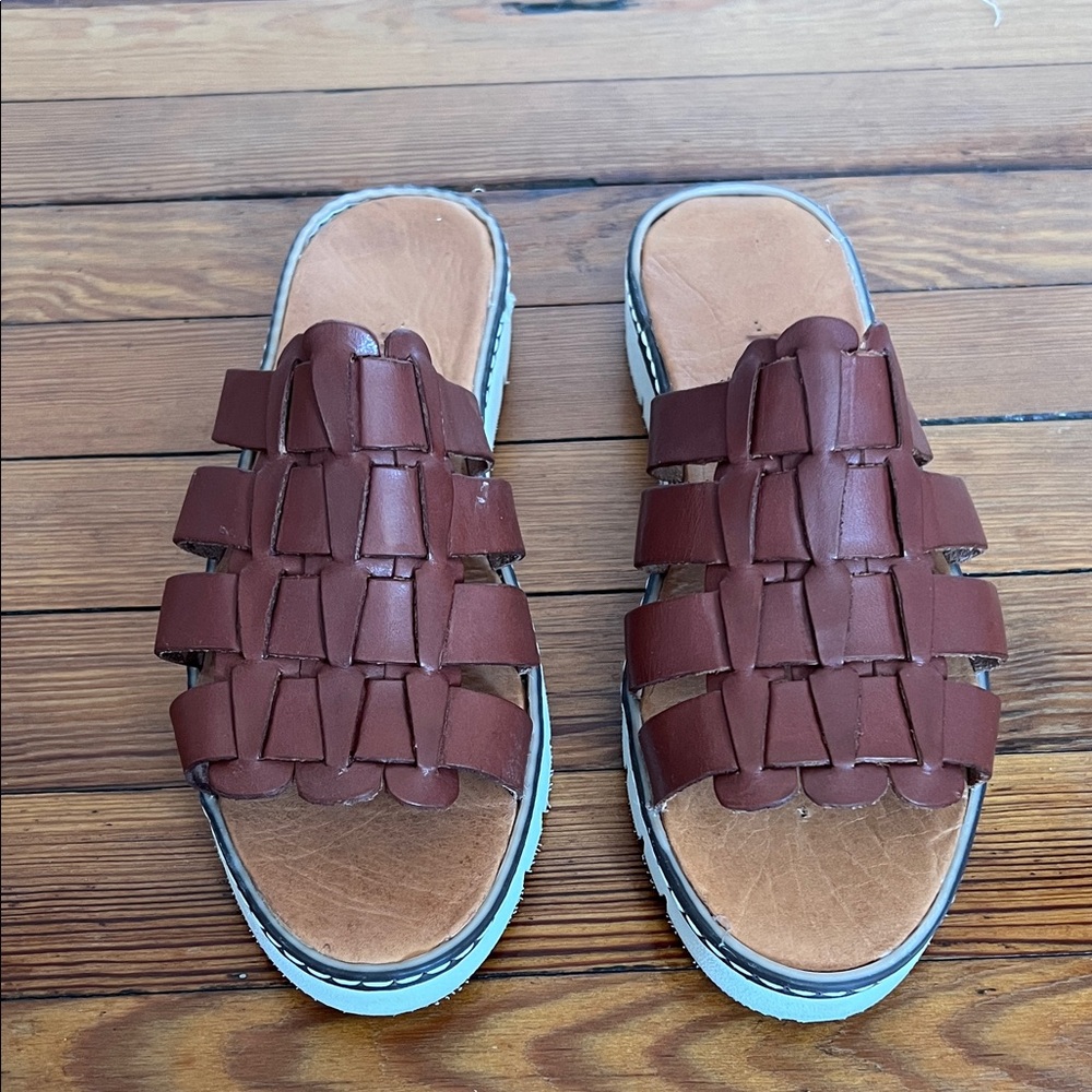 Bearpaw Huarache Timeless Brown Woven Leather Platform Boho Sandals - Size 8 - Picture 2 of 7